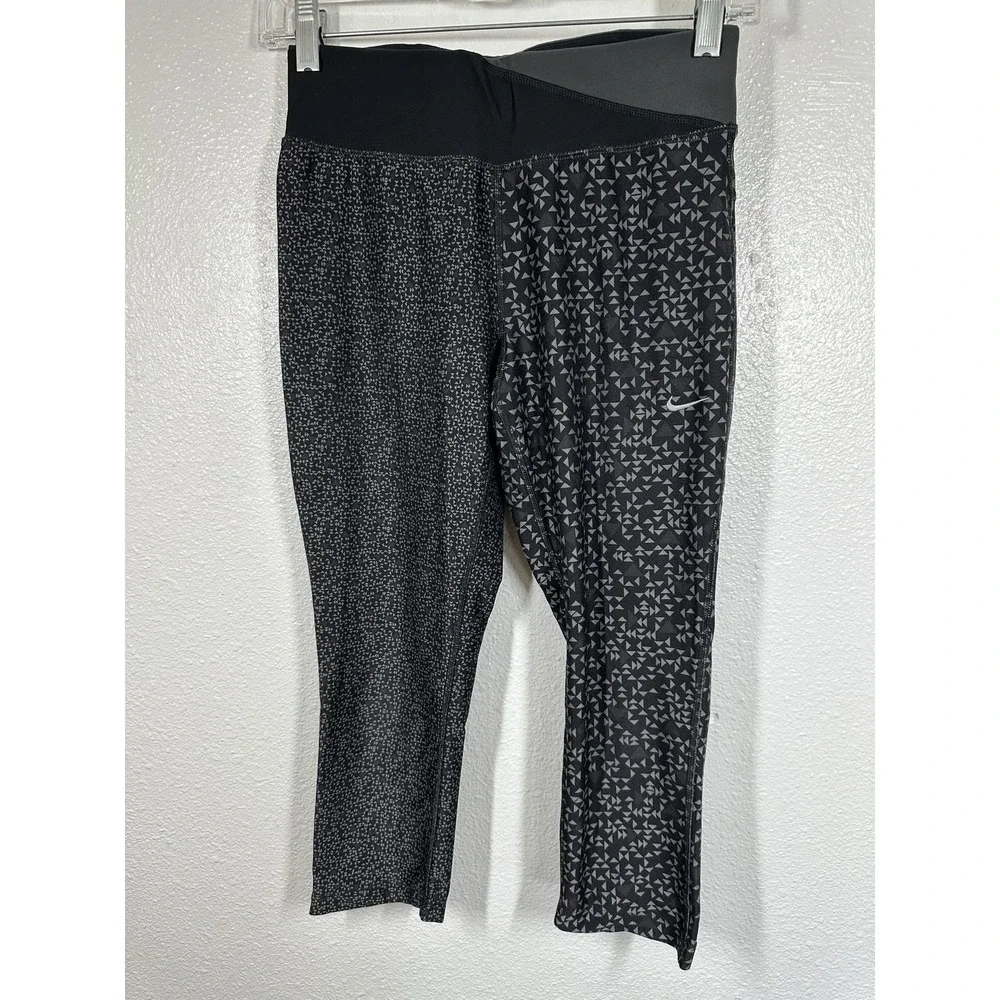 Nike Dri-FIT Pants Womens XS‎ Capri Crop Running Leggings Athletic Printed